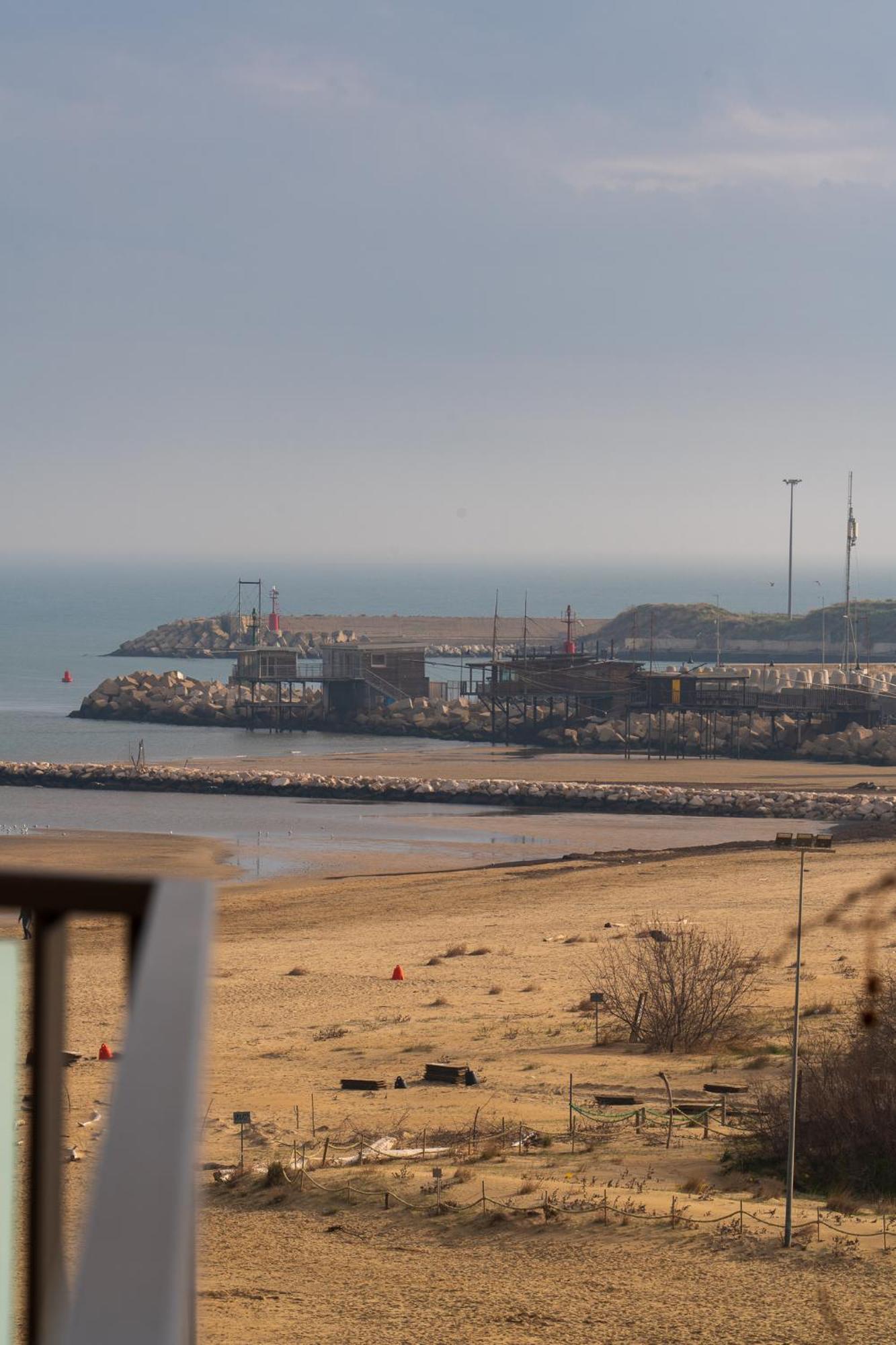 "Casa Incantevole" Fronte Mare Pescara - Appartamento Via Buozzi Extérieur photo